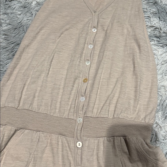 Button down romper - Picture 2 of 5